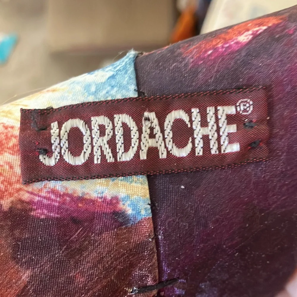 FINAL MARKDOWN Jordache watercolor print tie